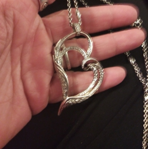 "Angel Wings " Pendant with matching chain SCOTT K - Picture 2 of 6